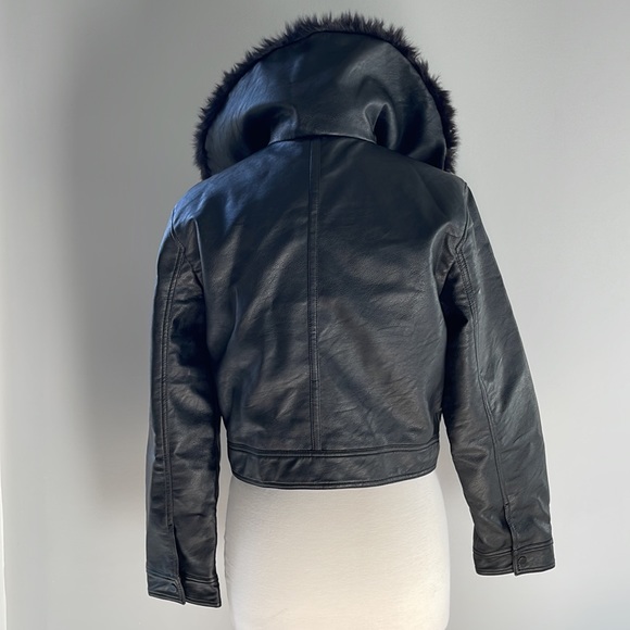 ABERCROMBIE & FITCH | VEGAN LEATHER JACKET - Picture 12 of 14